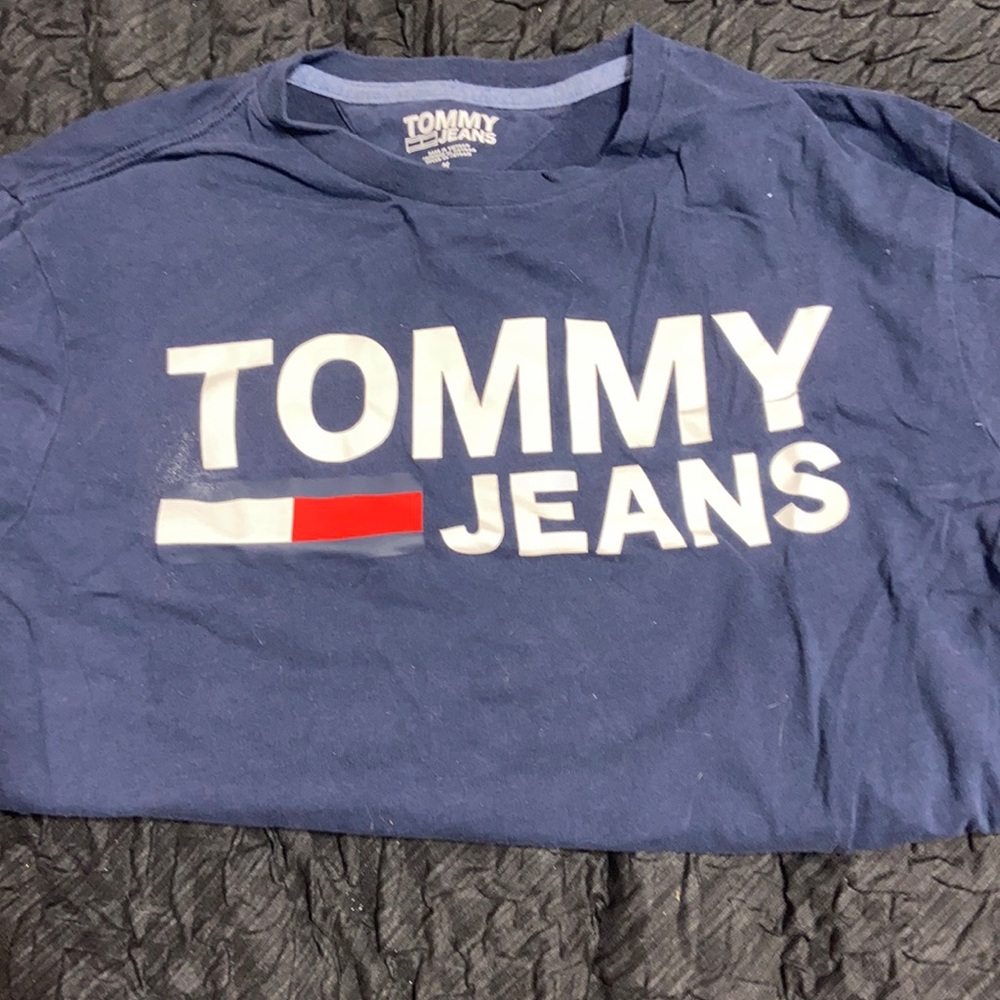 Tommy Hilfiger tee